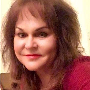 Meet your Posher, Vicki